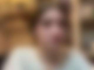 ZellaWolfenbarger's Live Sex Cam Show