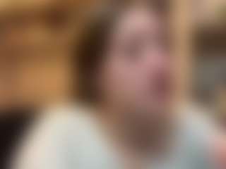 ZellaWolfenbarger's Live Sex Cam Show