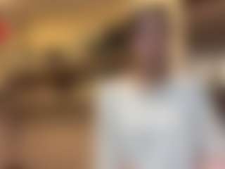 ZellaWolfenbarger's Live Sex Cam Show