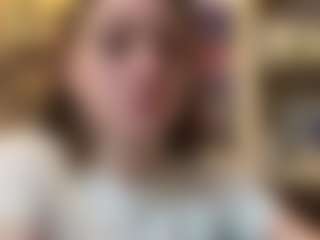 ZellaWolfenbarger's Live Sex Cam Show
