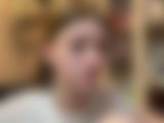 ZellaWolfenbarger's Live Sex Cam Show