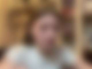 ZellaWolfenbarger's Live Sex Cam Show