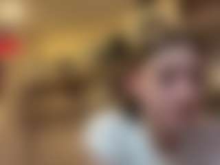 ZellaWolfenbarger's Live Sex Cam Show