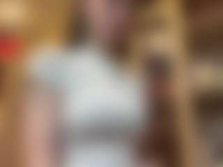 ZellaWolfenbarger's Live Sex Cam Show