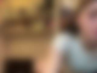 ZellaWolfenbarger's Live Sex Cam Show