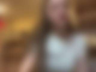 ZellaWolfenbarger's Live Sex Cam Show
