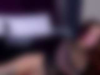 Live cam show with HayleeHaze - Striptease on madthumbs