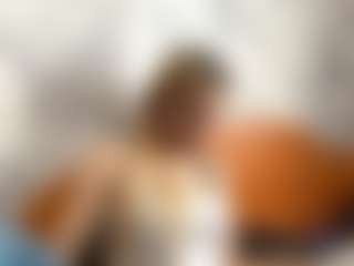 Kira's Live Sex Cam Show