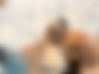 Live cam show with Kira - New Small Tits on Camsoda