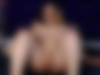 tarablack's Live Sex Cam Show