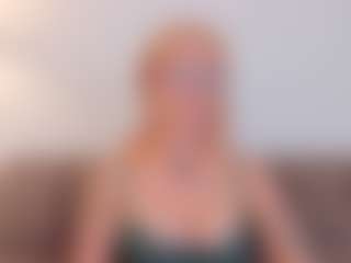 the-redheadofyourdreams's Live Sex Cam Show