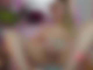 Live cam show with BulletNipples - Landingstrip on Milfs Live
