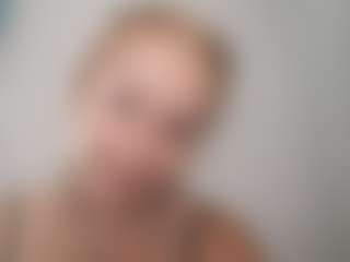 Live cam show with Cristy - White Blonde Hair on slutload | france
