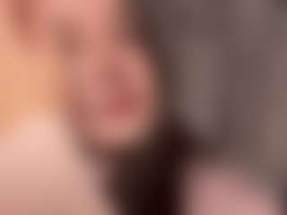 LilaKucharik's Live Sex Cam Show