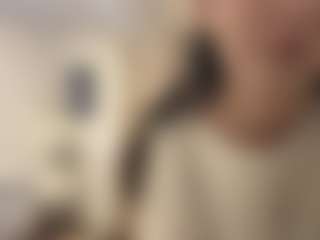 Live cam show with RaquelWaszak - Flirty on Camming Site