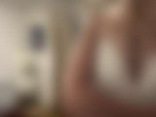 RaquelWaszak's Live Sex Cam Show