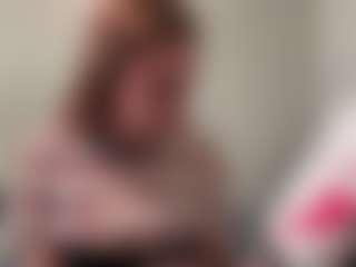 Live cam show with EvangelineAlquijay - Teen (18+) on Gym Cam Girls