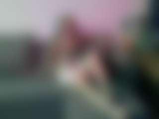 Live cam show with CamiCornmesser - Thin on xplaylive.com