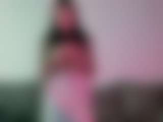 Live cam show with CamiCornmesser - New Shaved Pussy on xplaylive.com
