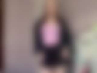 Live cam show with LynetteHuebschman - Blonde Hair on SinfulBabes