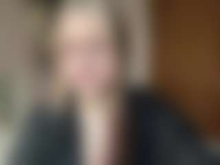 Live cam show with LynetteHuebschman - Blonde Hair on TeamSkeetLive