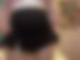 Live cam show with LynetteHuebschman - New Squirt on SinfulBabes