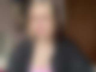 LynetteHuebschman's Live Sex Cam Show
