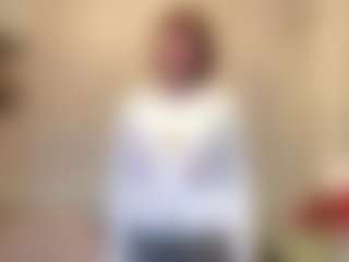 MaliaIzaguine's Live Sex Cam Show
