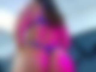 ArianaClaine's Live Sex Cam Show