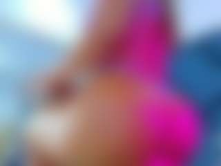 ArianaClaine's Live Sex Cam Show