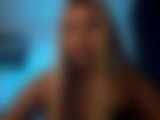 Live cam show with ChandaCodere - Strapon on Milfs Live