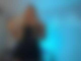Live cam show with ChandaCodere - Ass Bouncing on Milfs Live