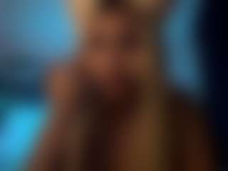 ChandaCodere's Live Sex Cam Show