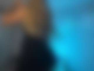 Live cam show with ChandaCodere - Longhair on Milfs Live