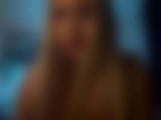 ChandaCodere's Live Sex Cam Show