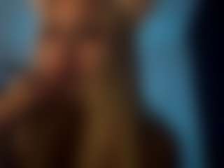 ChandaCodere's Live Sex Cam Show