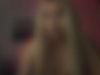 Live cam show with ChandaCodere - Blonde Hair Teen (18+) on Camming Site