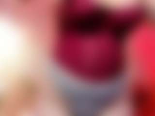 EmmaCamil's Live Sex Cam Show