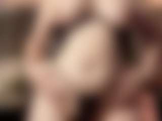 Live cam show with EmmaCamil - Striptease on sexylive.show