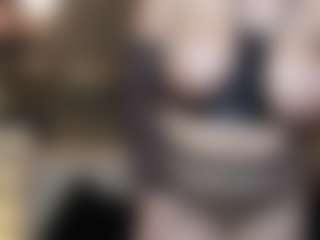 EmmaCamil's Live Sex Cam Show