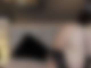 EmmaCamil's Live Sex Cam Show