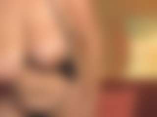 EmmaCamil's Live Sex Cam Show