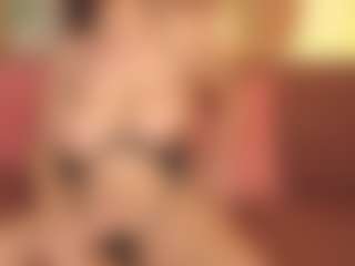 EmmaCamil's Live Sex Cam Show