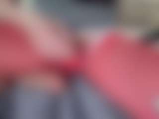 Live cam show with MarthaB - Handjob on CamClone