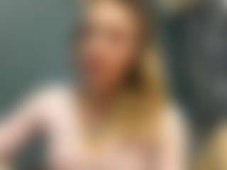 TarynWaterhouse's Live Sex Cam Show