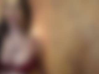 Live cam show with LilyL0u - New Big Ass on Camsoda