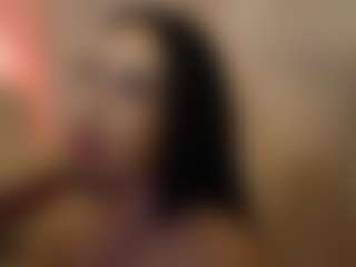 Live cam show with LilyL0u - HD on CamwithHer