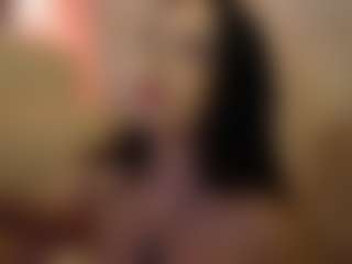 LilyL0u's Live Sex Cam Show