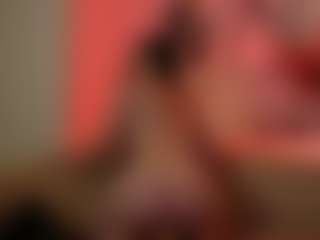 LilyL0u's Live Sex Cam Show
