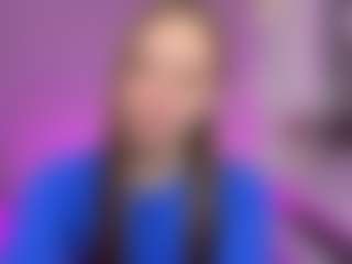 Kira's Live Sex Cam Show